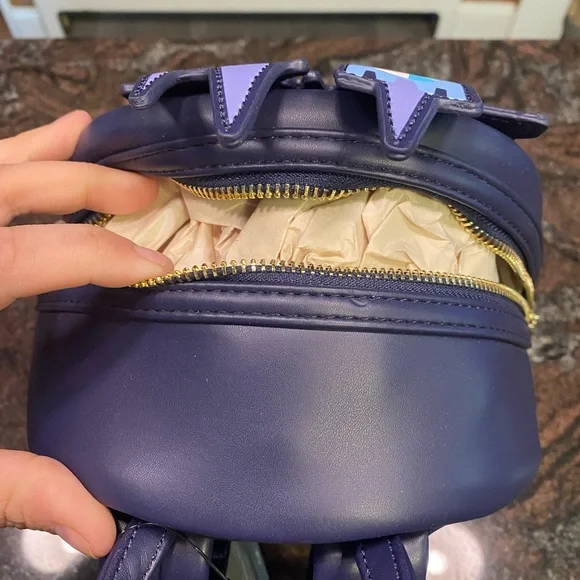 NWT Cinderella Castle Loungefly Mini Backpack - Picture 5 of 6